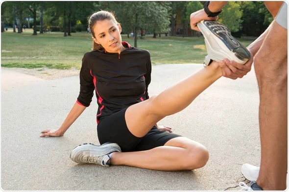 5 Cara Mengatasi Kaki Kram dengan Cepat