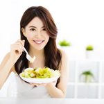 10 Cara Menjaga Keseimbangan Hormon Setelah Menopause