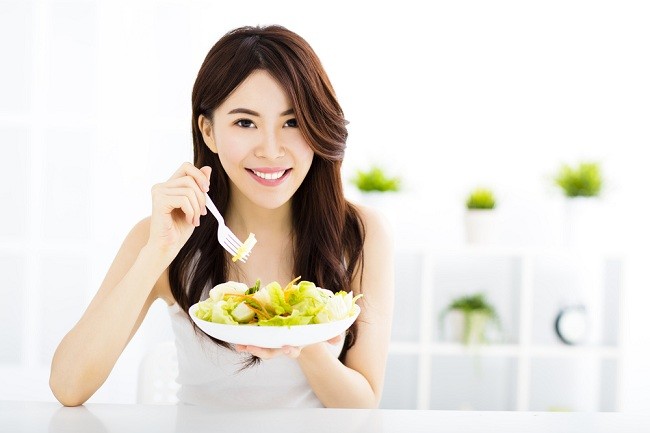 10 Cara Menjaga Keseimbangan Hormon Setelah Menopause