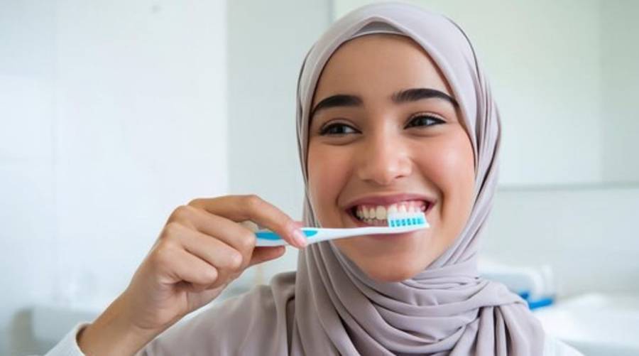 5 Tips Menjaga Kesehatan Gigi di Bulan Puasa