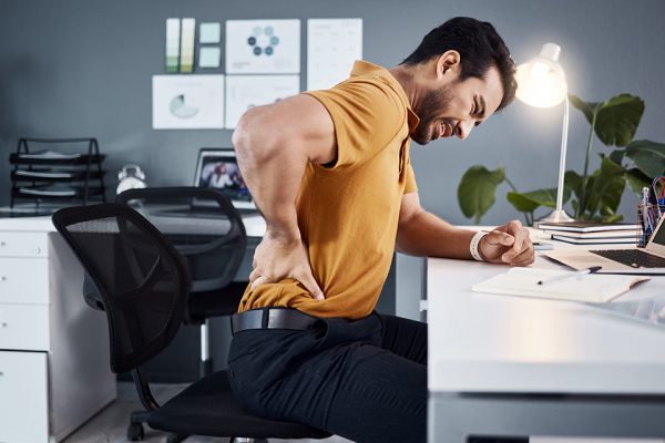 5 Posisi Duduk yang Tidak Bikin Punggung Sakit 5 Posisi Duduk yang Tidak Bikin Punggung Sakit