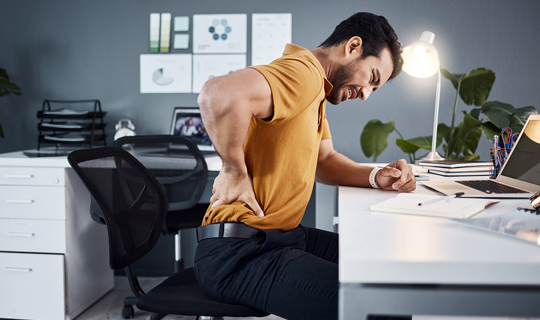 5 Posisi Duduk yang Tidak Bikin Punggung Sakit