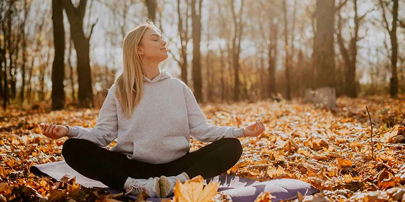 10 Teknik Mindfulness yang Efektif untuk Redakan Cemas