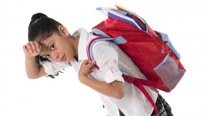 7 Tips Pakai Tas Punggung Biar Gak Bikin Cedera